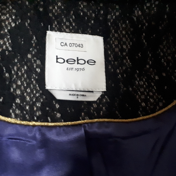 Vintage Bebe black lace jacket with faux fur - Picture 10 of 12